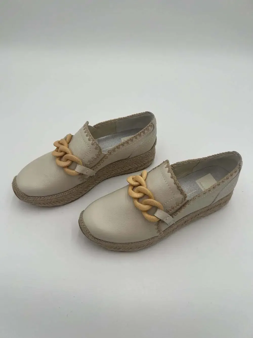 Dolce Vita Jhenee Espadrilles Women’s 8 Ivory Chain Loafers NWOB